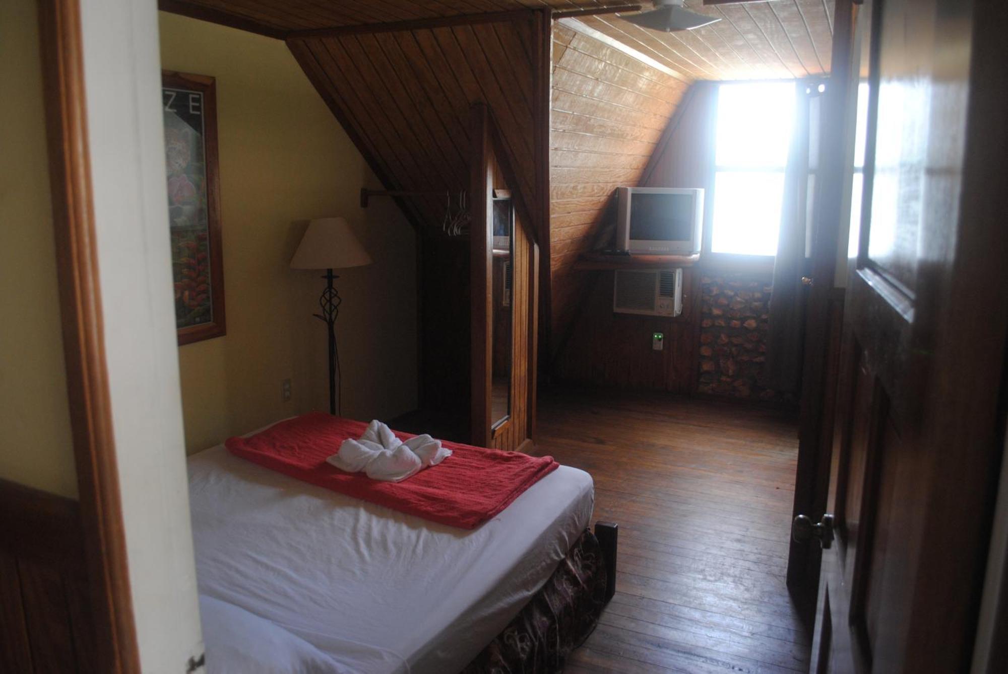 The Sea Front Inn Punta Gorda Habitación foto